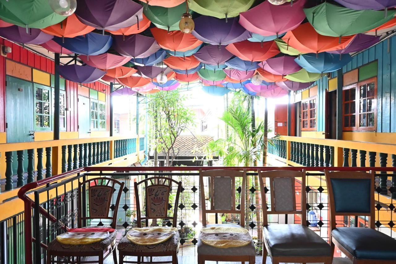 Maria Guesthouse Ayutthaya Bagian luar foto