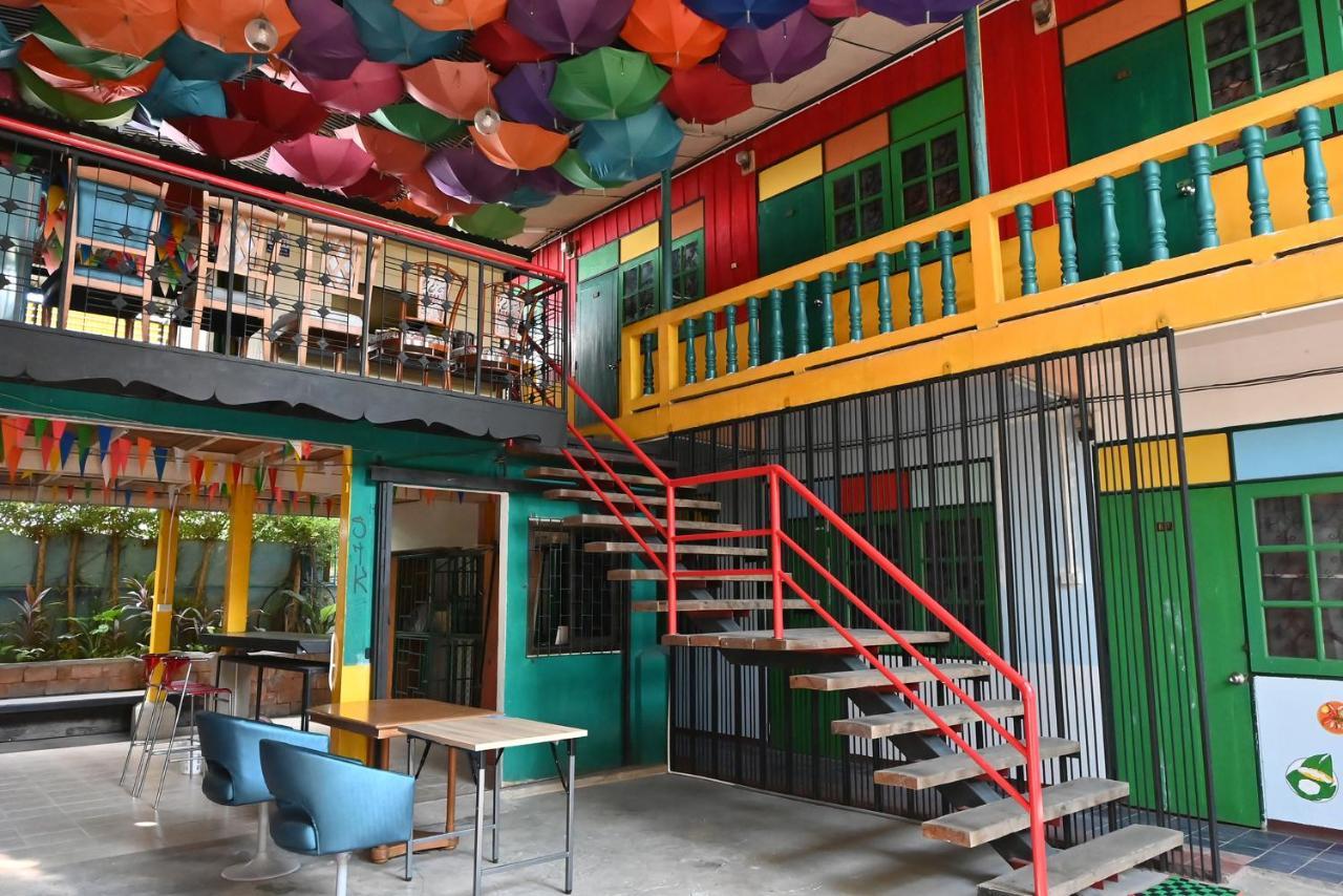 Maria Guesthouse Ayutthaya Bagian luar foto